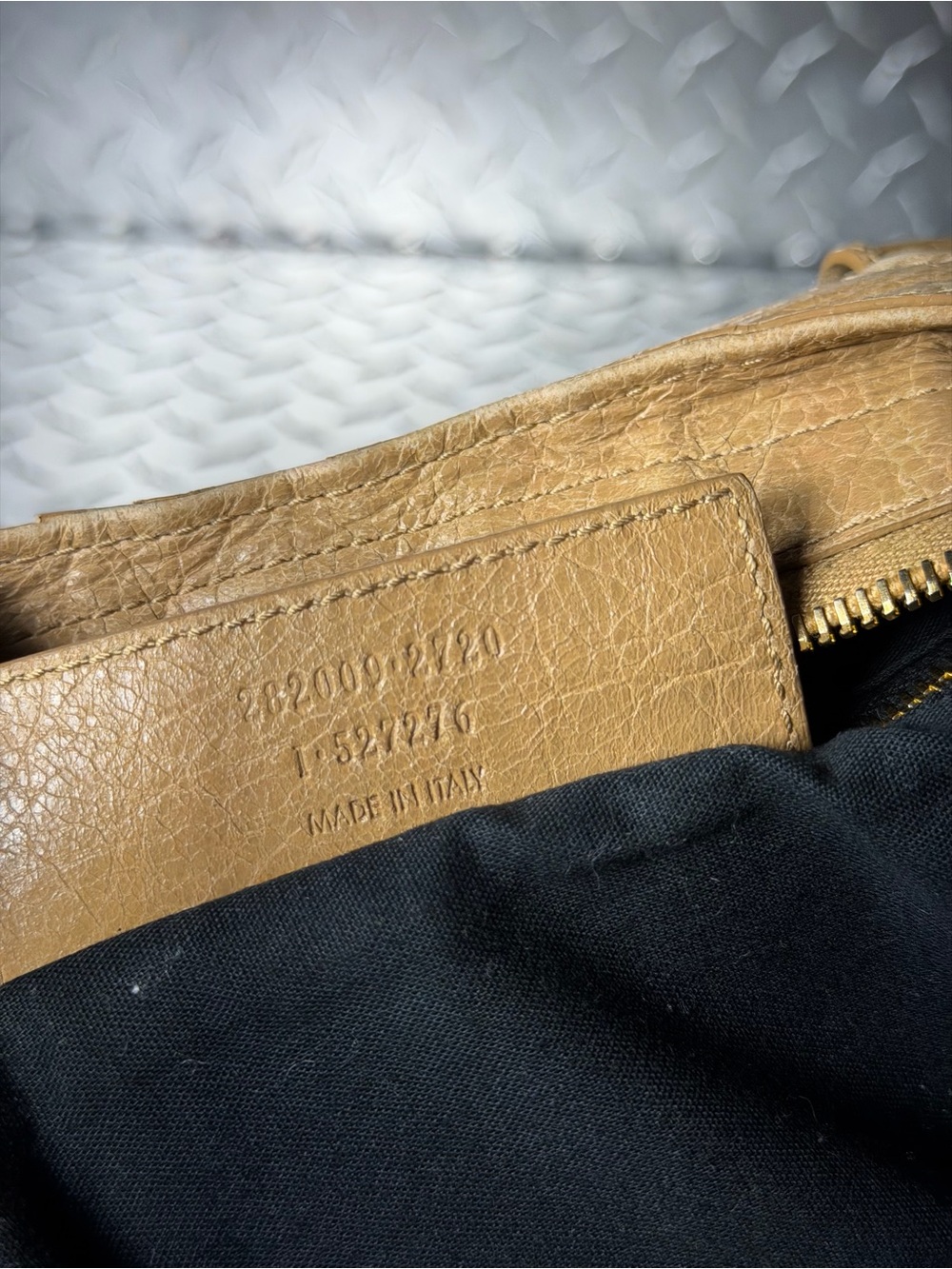 Balenciaga Classic Moto Medium City Bag in Beige GHW - Picture 10 of 11